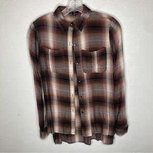 Jessica Simpson ladies button up plaid long sleeve shirt size:xs